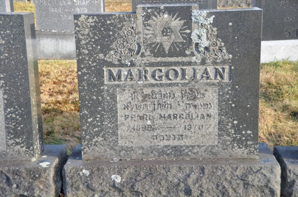 Margolian, Pearl